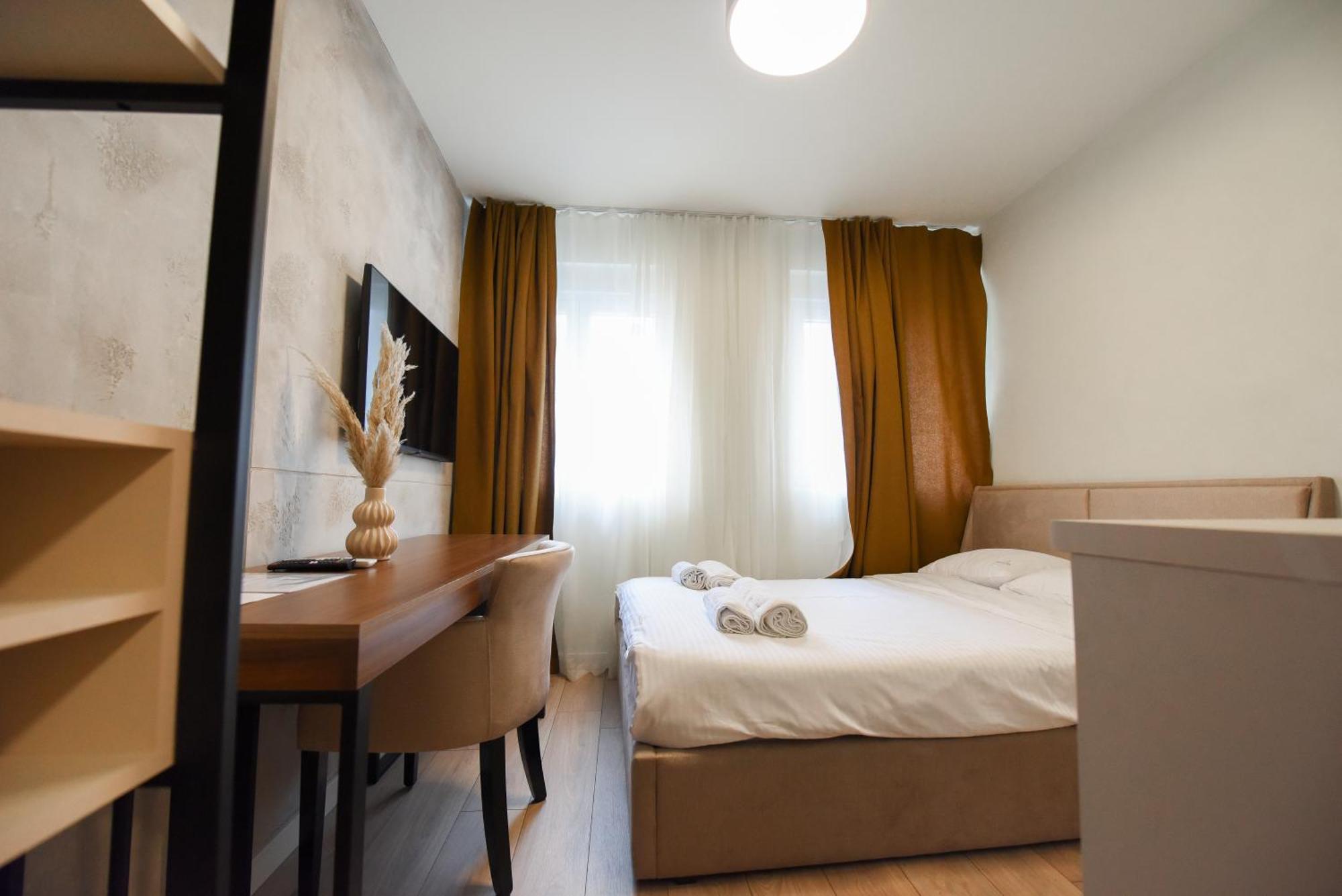 Hotel Iva Old Town Belgrado Esterno foto