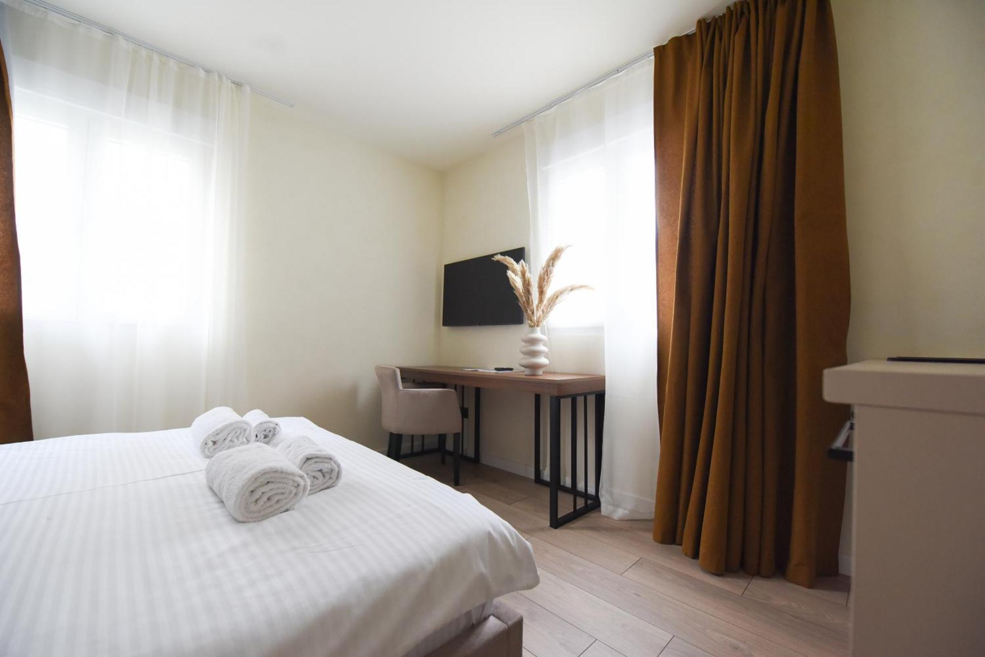 Hotel Iva Old Town Belgrado Esterno foto