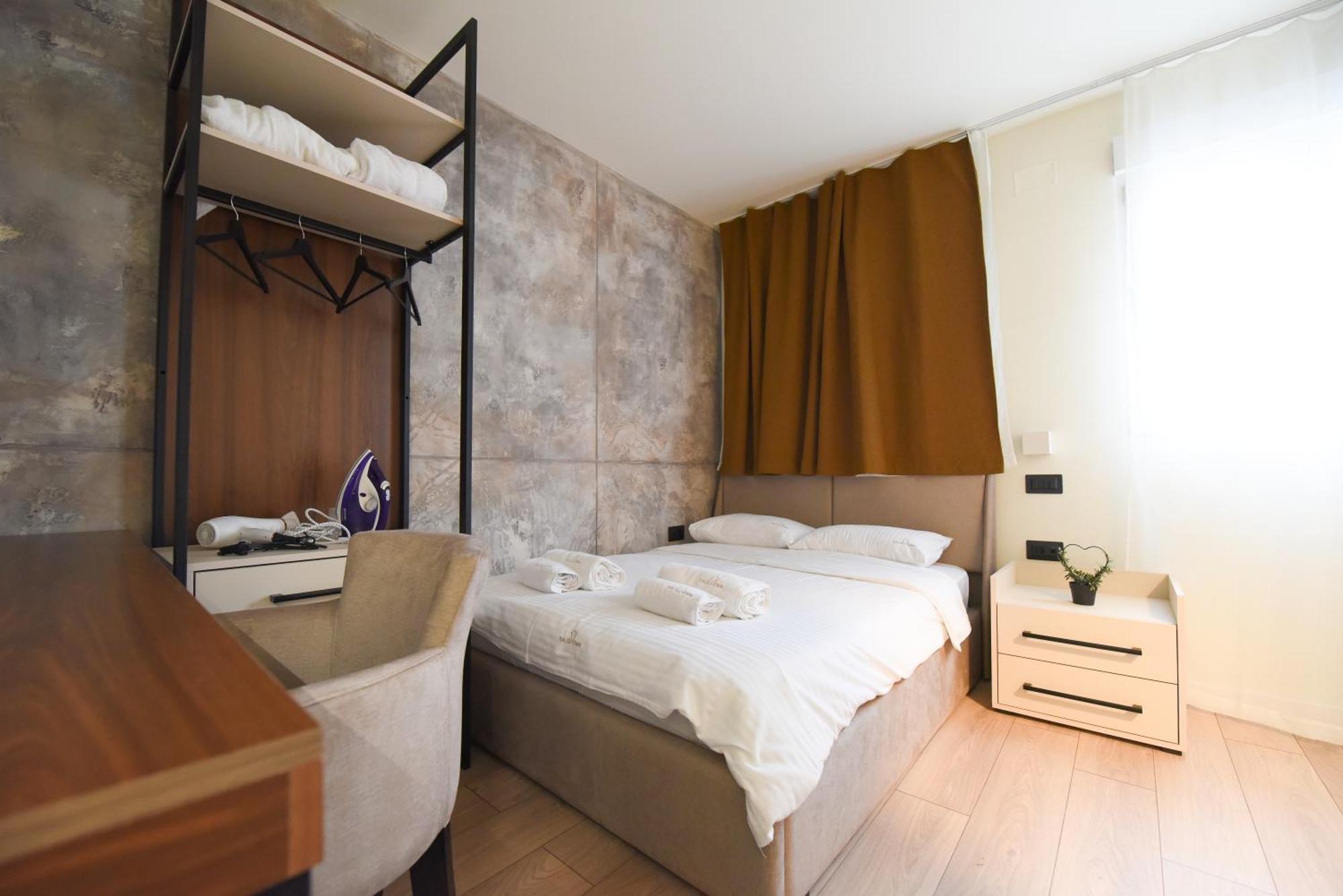 Hotel Iva Old Town Belgrado Esterno foto