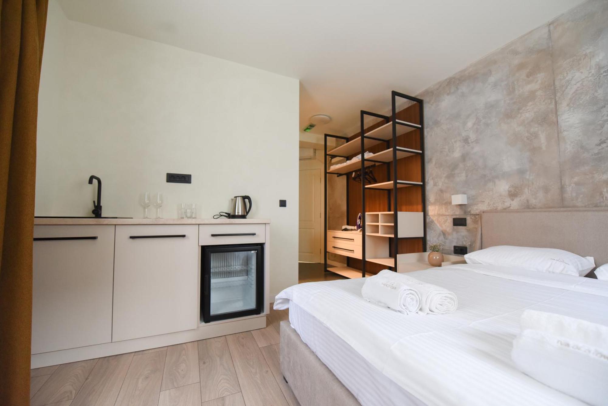 Hotel Iva Old Town Belgrado Esterno foto