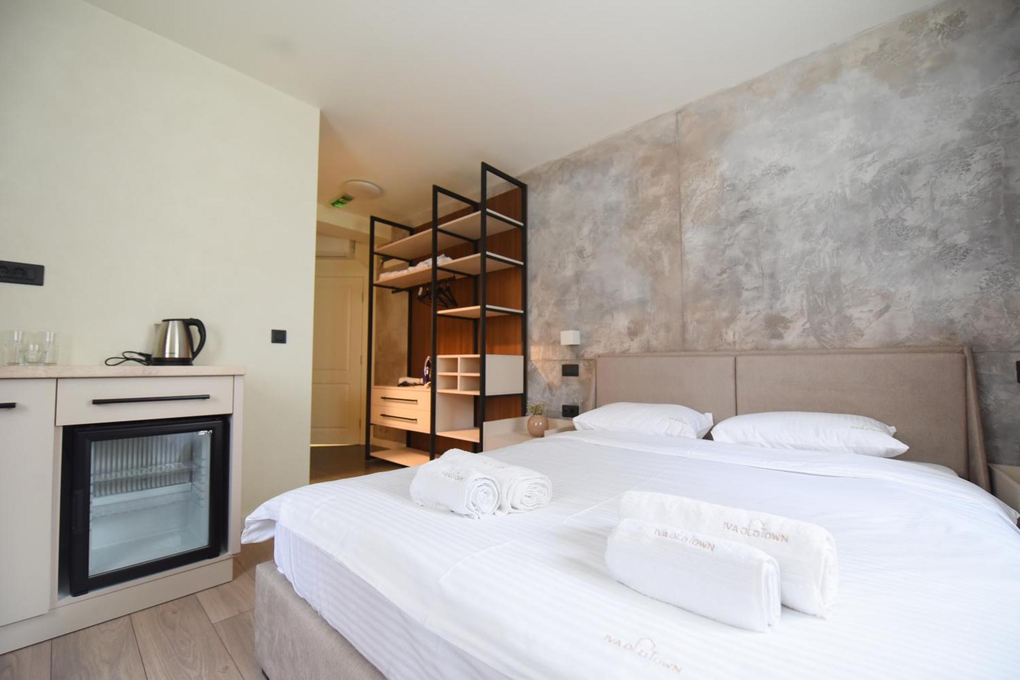 Hotel Iva Old Town Belgrado Esterno foto