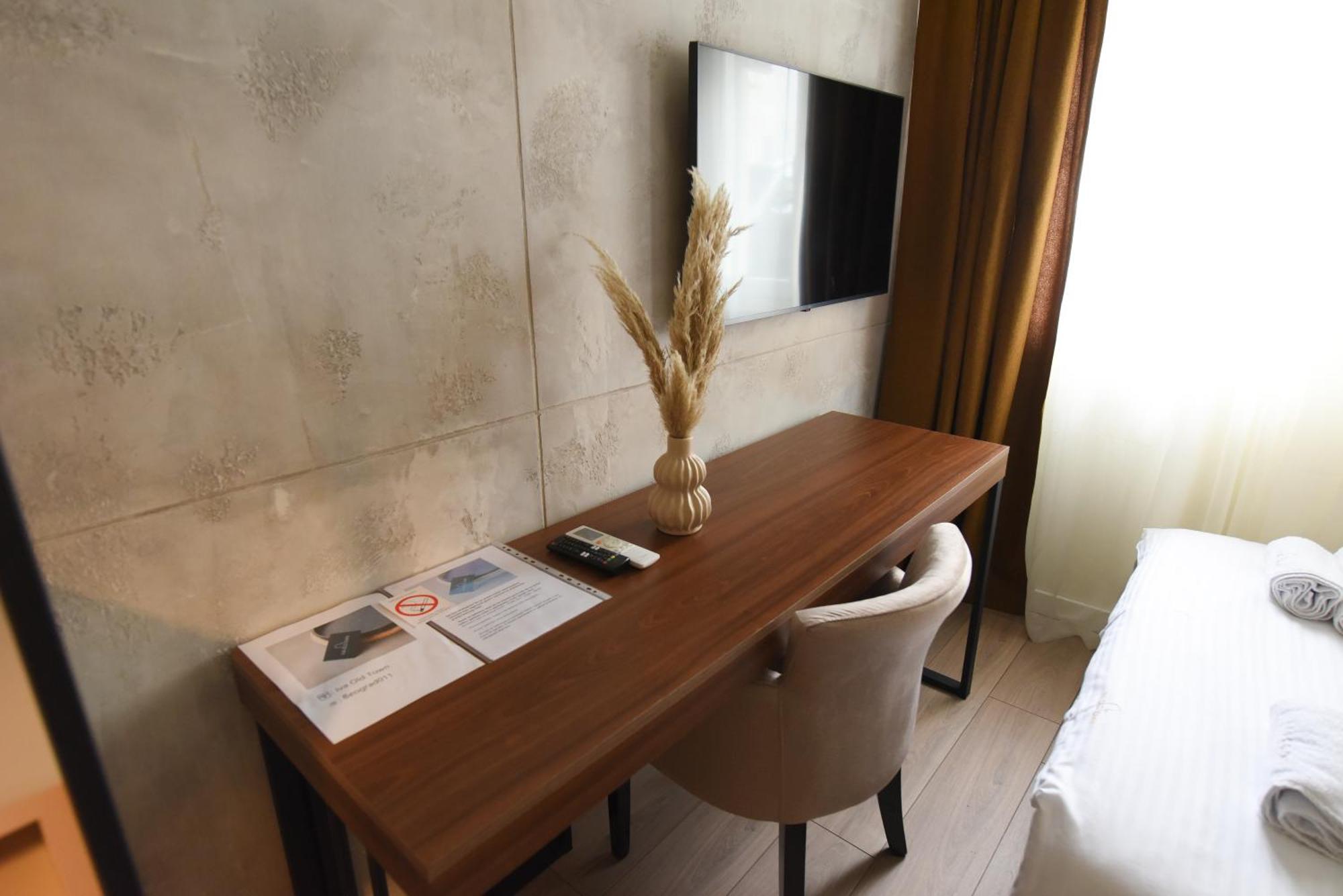 Hotel Iva Old Town Belgrado Esterno foto