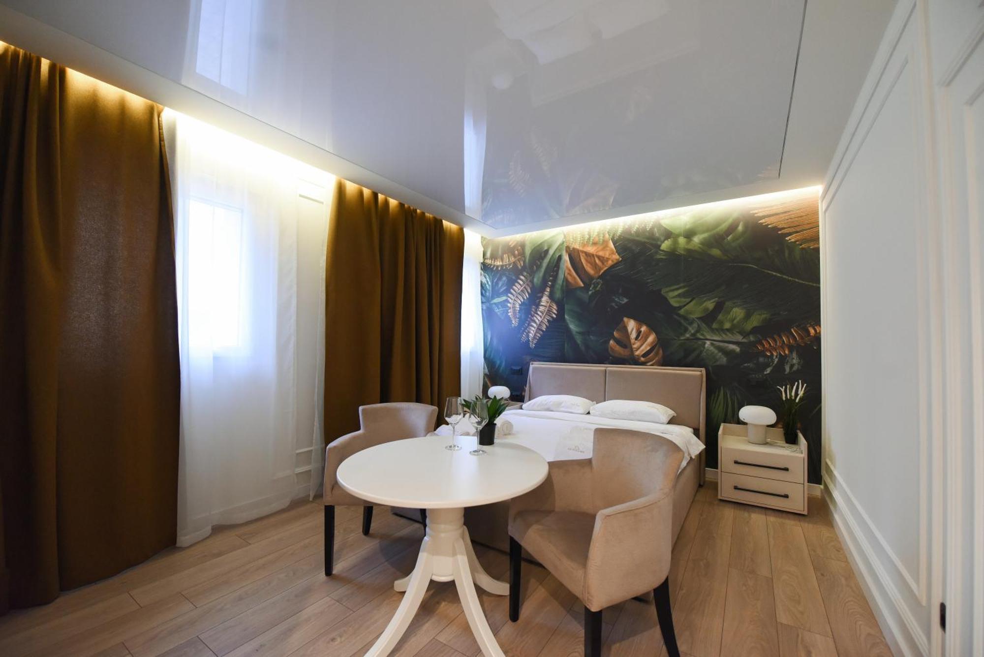 Hotel Iva Old Town Belgrado Esterno foto